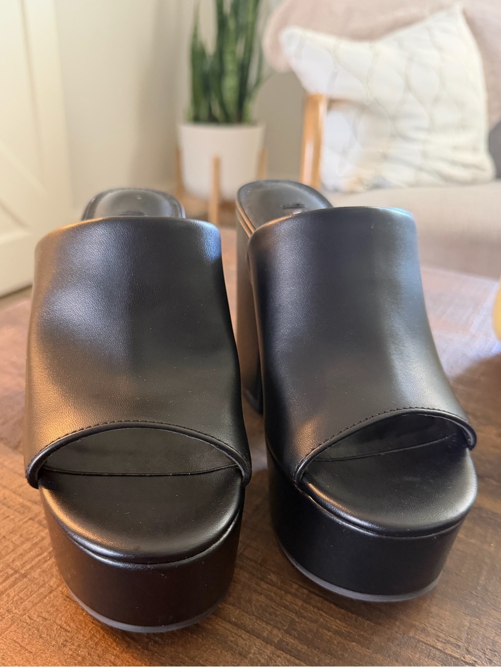 Nine West Black Open-Toe Platform Mules